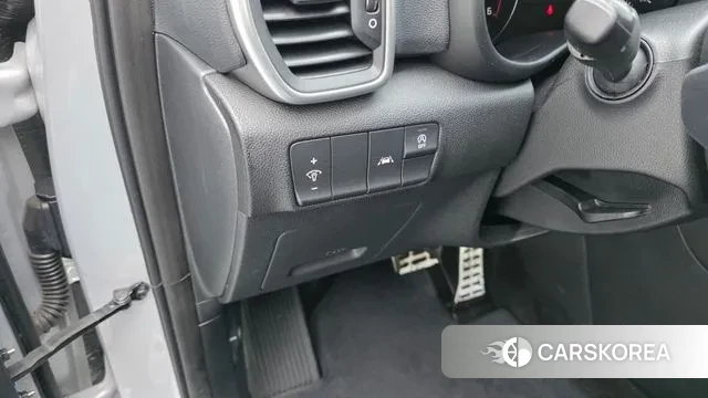 Kia Sportage The Bold 2021 Серебряный из Кореи, фото 6