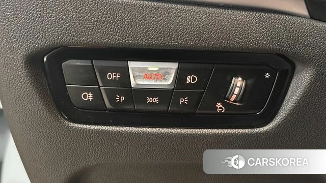 BMW 2 Series (G42) 2023 Серебристо-серый из Кореи, фото 6