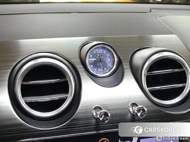 Bentley Bentayga 2018 Коричневый из Кореи, фото 6