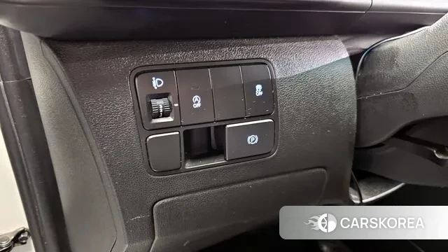 Hyundai Staria 2021 Белый из Кореи, фото 6