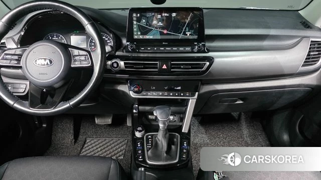 Kia Seltos 2019 Белый из Кореи, фото 6