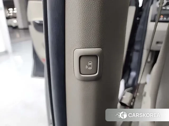 Kia The New Carnival 2019 Серый из Кореи, фото 6