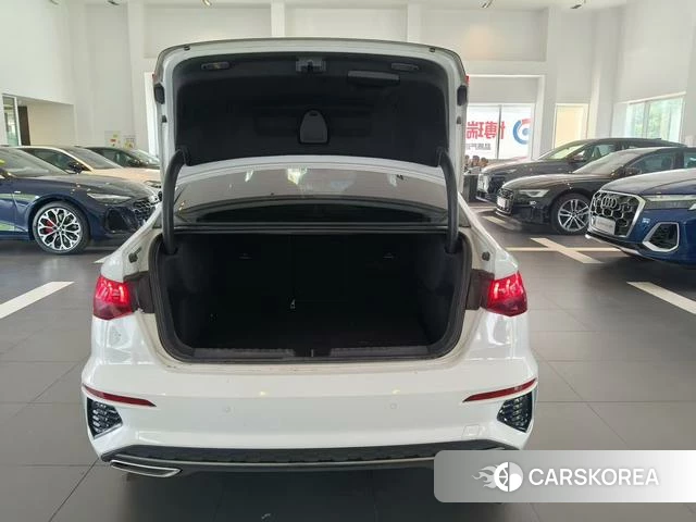 Audi A3 2024 Белый из Китая, фото 6