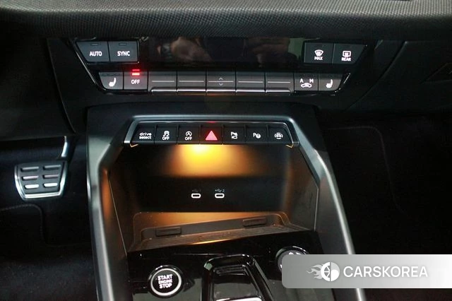 Audi A3 (8Y) 2025 Серый из Кореи, фото 6