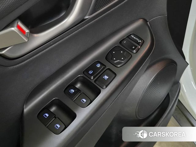 Hyundai Kona 2018 Белый из Кореи, фото 6