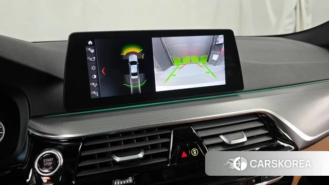 BMW 5 Series (G30) 2018 Белый из Кореи, фото 6