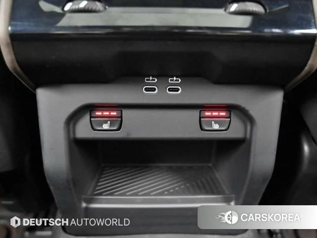 BMW 5 Series (G60) 2025 Светло-серебряный цвет из Кореи, фото 6