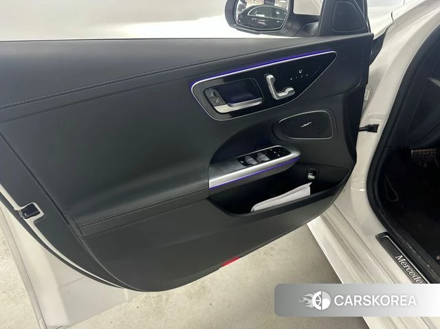 Mercedes-Benz C-Class W206 2022 Белый из Кореи, фото 6