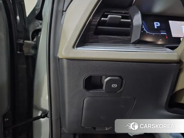 Ssangyong Torres 2023 Темно-зеленый из Кореи, фото 6