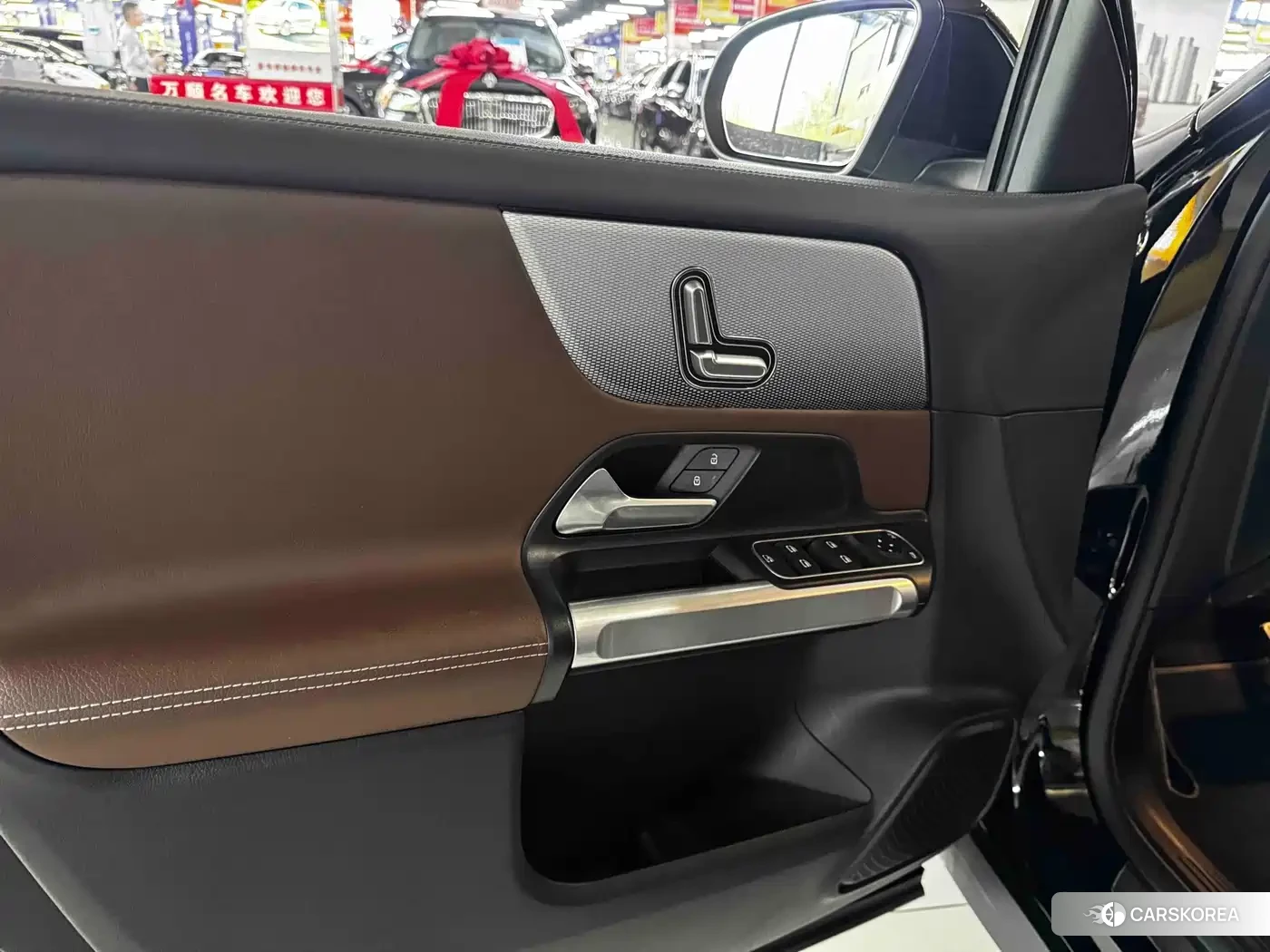 Mercedes-Benz GLB 2023 Черный из Китая, фото 6