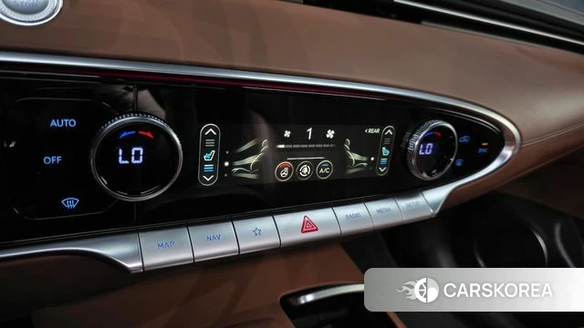 Genesis GV70 2023 Черный из Кореи, фото 6