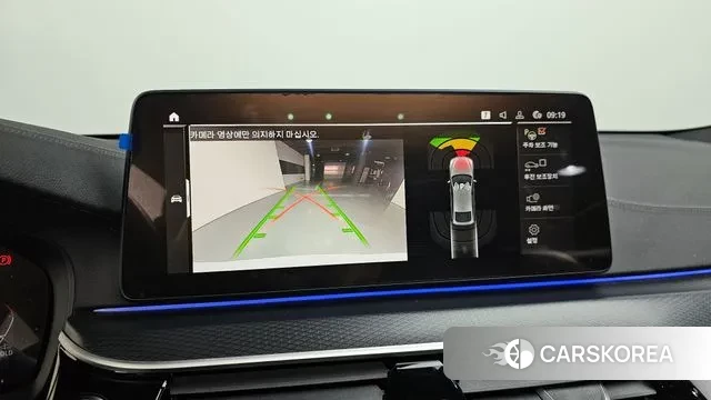 BMW 6 Series GT (G32) 2023 Белый из Кореи, фото 6