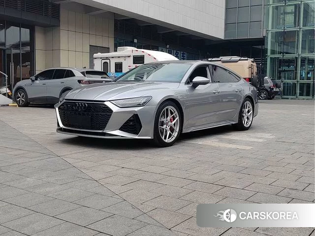 Audi A7 2024 Серебристо-серый из Китая, фото 6