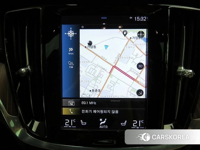 Volvo V60 Cross-Country 2nd Generation 2021 Белый из Кореи, фото 6