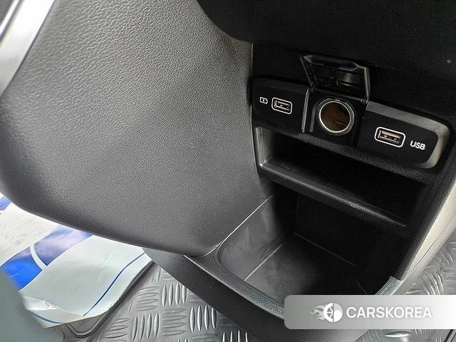 Hyundai Staria 2022 Серый из Кореи, фото 6