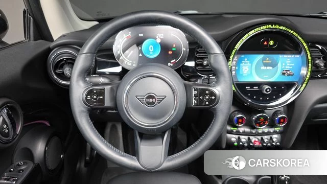 Mini Cooper 2023 Песочный из Кореи, фото 6