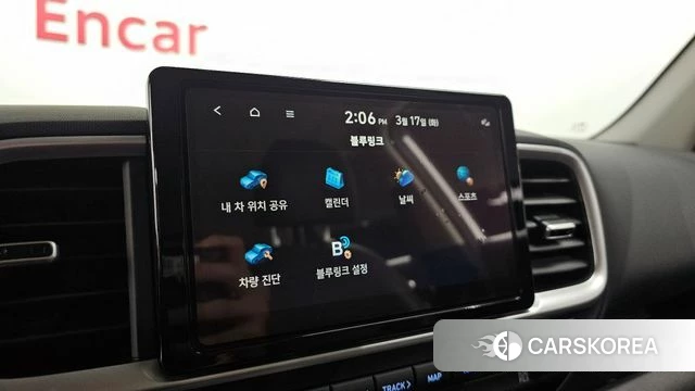 Hyundai Venue 2023 Белый из Кореи, фото 6