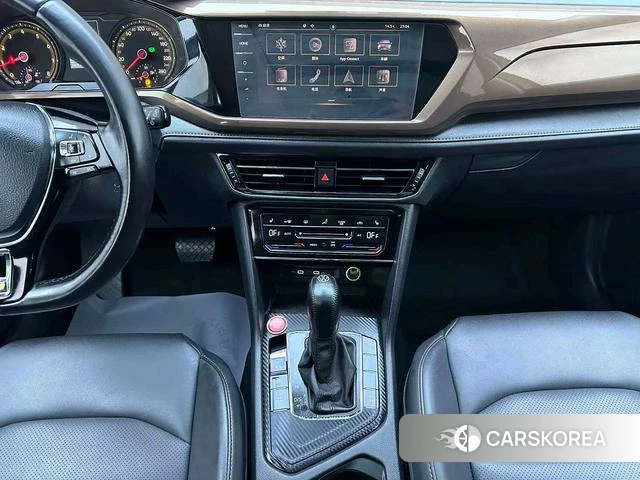 Volkswagen Tuyue 2022 Белый из Китая, фото 6