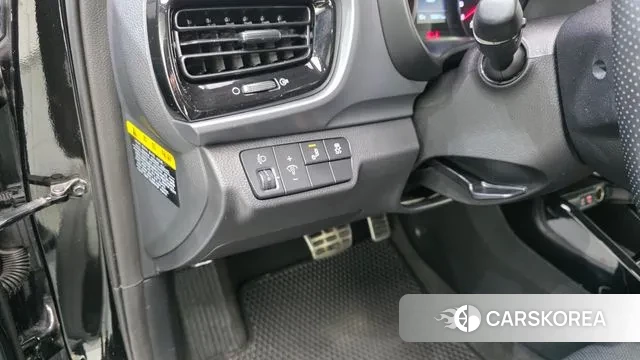 Kia Stonic 2018 Черный из Кореи, фото 6