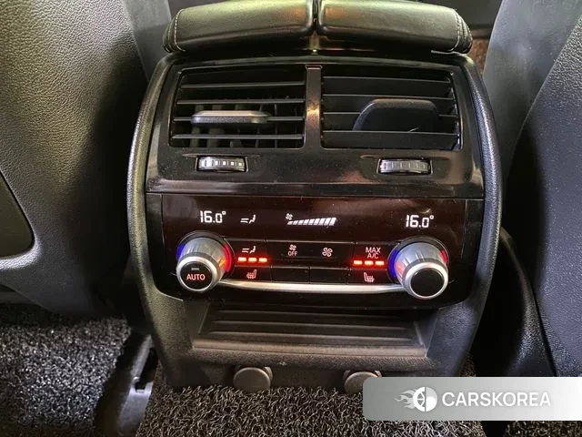 BMW 5 Series (G30) 2019 Белый из Кореи, фото 6