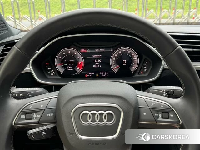Audi Q3 2022 Темно-серый из Китая, фото 6