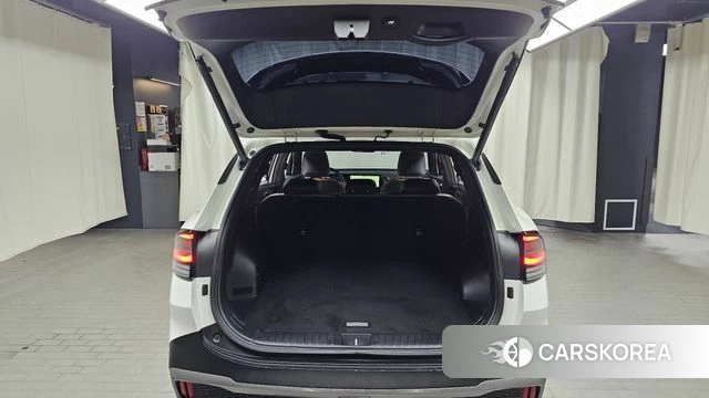 Kia Sportage 5th Generation Hybrid 2023 Белый из Кореи, фото 6