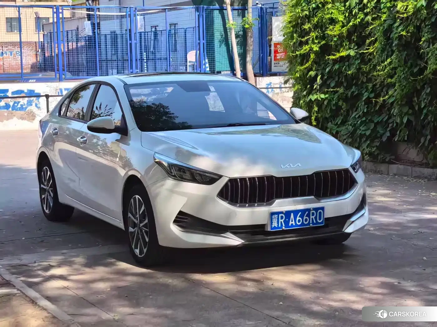 Kia K3 2022 Белый из Китая, фото 6