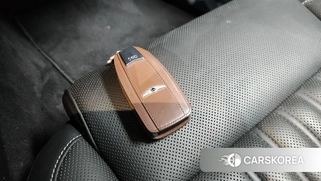 Genesis G90 2021 Черный из Кореи, фото 6