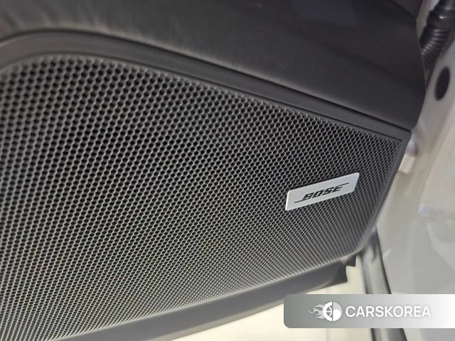 Porsche Cayenne (PO536) 2024 Цвет галактики из Кореи, фото 6