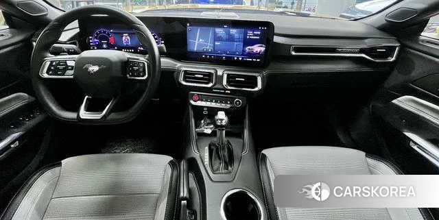 Ford Mustang 2024 Желтый из Китая, фото 6