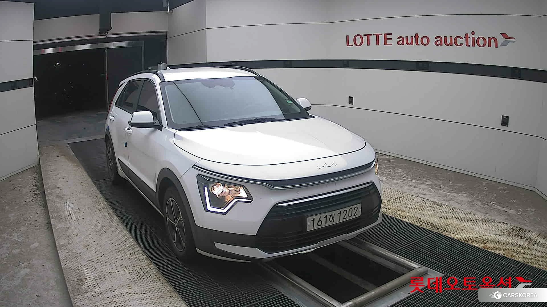 Kia Niro Hybrid 2022 Белый из Кореи, фото 6