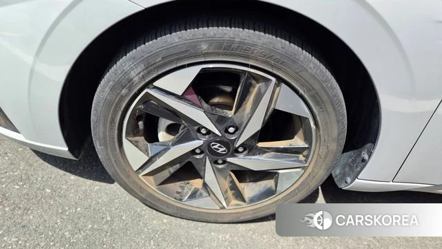 Hyundai Avante (CN7) 2022 Серебристо-серый из Кореи, фото 6