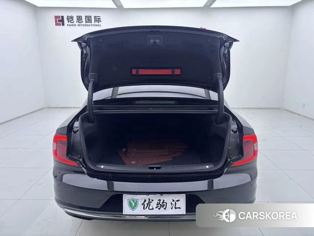 Volvo S90 2023 Черный из Китая, фото 6