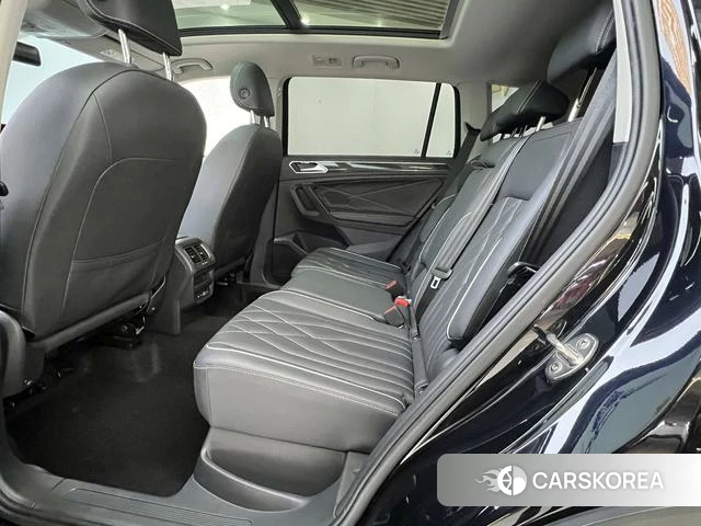 Volkswagen Tiguan L 2022 Черный из Китая, фото 6
