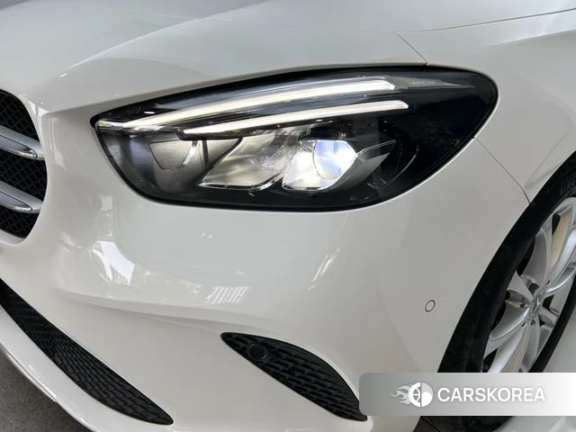 Mercedes-Benz Class B 2021 Белый из Китая, фото 6