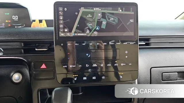 Hyundai Staria 2023 Белый из Кореи, фото 6