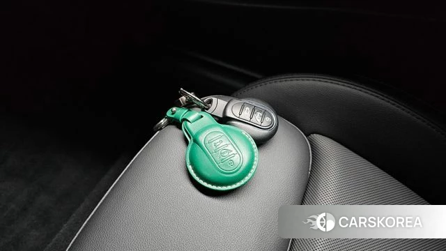 Mini Cooper 2022 Серебряный из Кореи, фото 6