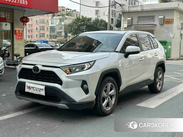 Toyota RAV4 Rongfang 2022 Белый из Китая, фото 6