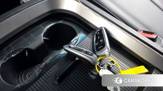 Hyundai Staria 2023 Серый из Кореи, фото 6