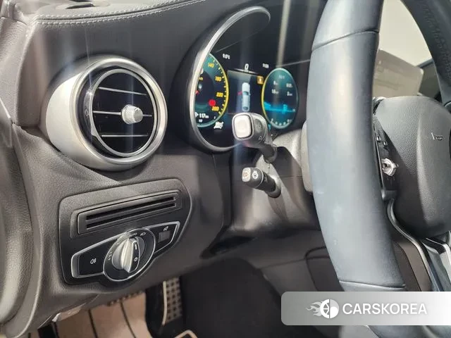 Mercedes-Benz GLC-Class X253 2023 Белый из Кореи, фото 6