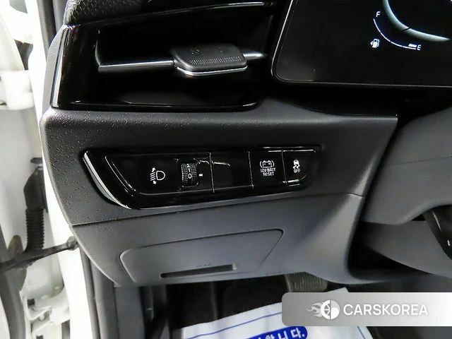 Kia Di Ol Nu Niro 2022 Белый из Кореи, фото 6