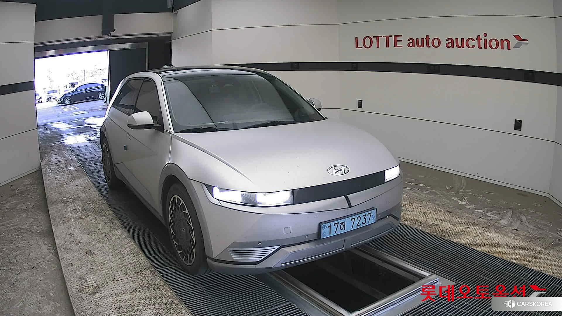 Hyundai IONIQ 5 2022 Gravity Gold Mat из Кореи, фото 6