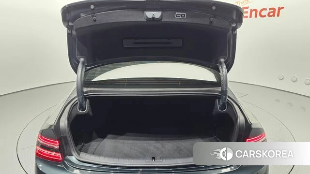 Genesis G80 (RG3) 2023 Темно-зеленый из Кореи, фото 6