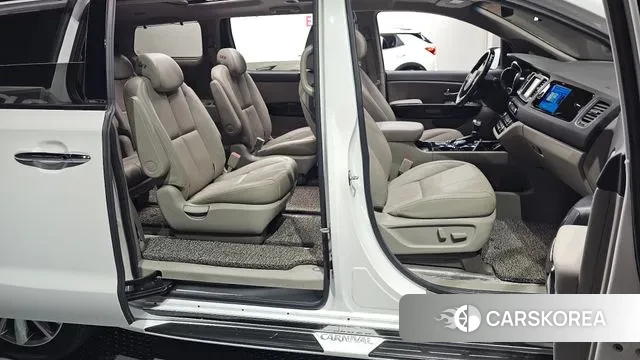 Kia The New Carnival 2018 Белый из Кореи, фото 6