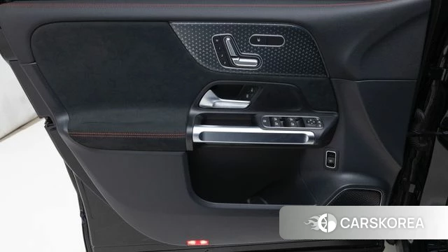 Mercedes-Benz EQB X243 2024 Черный из Кореи, фото 6