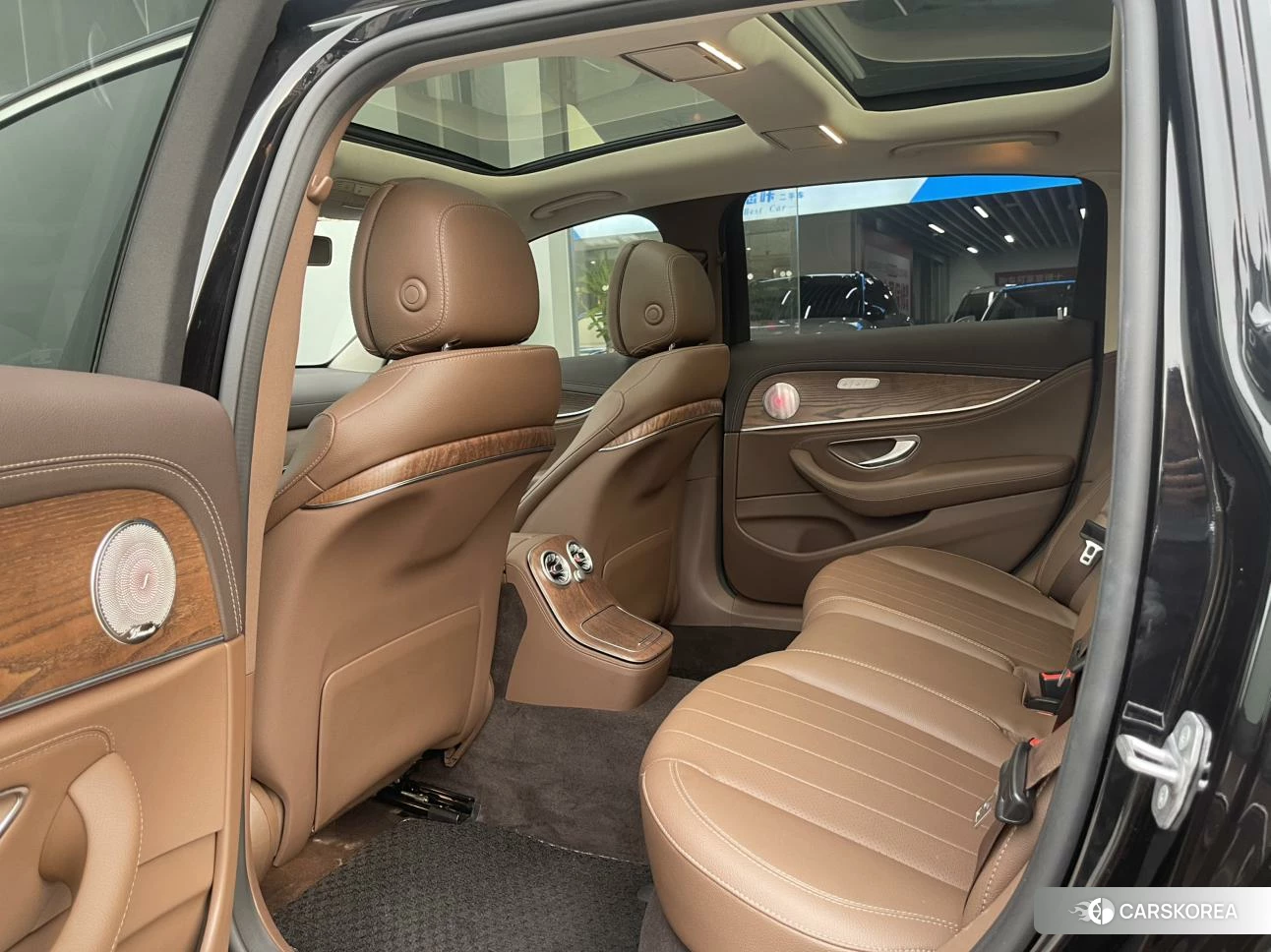 Mercedes-Benz E-class 2023 Черный из Китая, фото 6