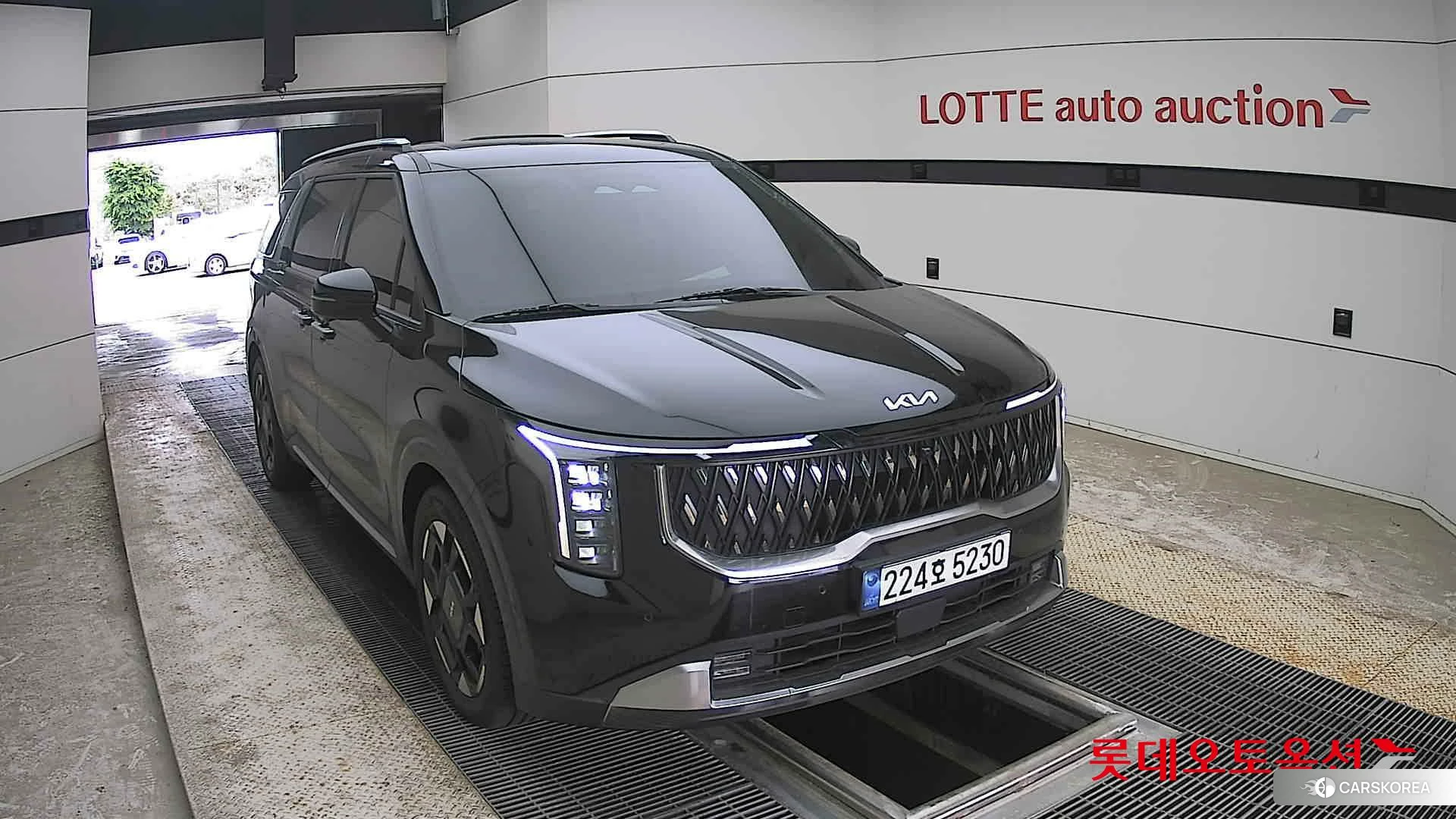 Kia Carnival 2025 Черный из Кореи, фото 6