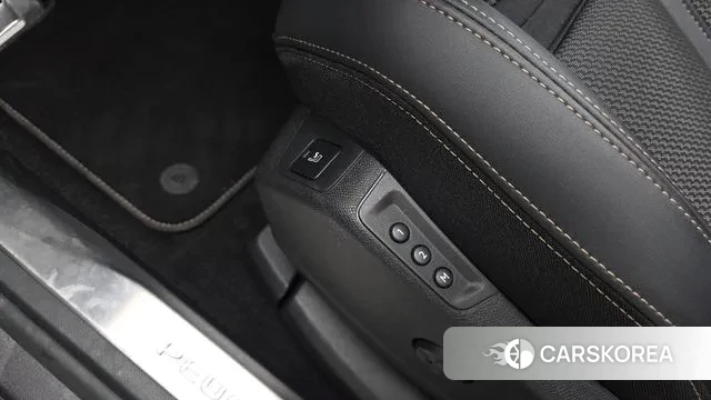 Peugeot 3008 second generation 2022 Серый из Кореи, фото 6