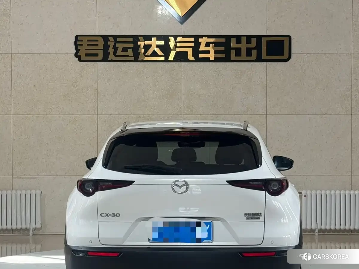 Mazda CX-30 2022 Белый из Китая, фото 6