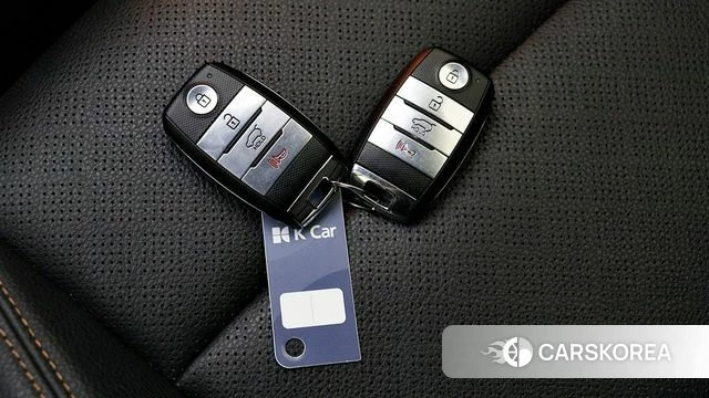 Kia Stonic 2018 Белый из Кореи, фото 5